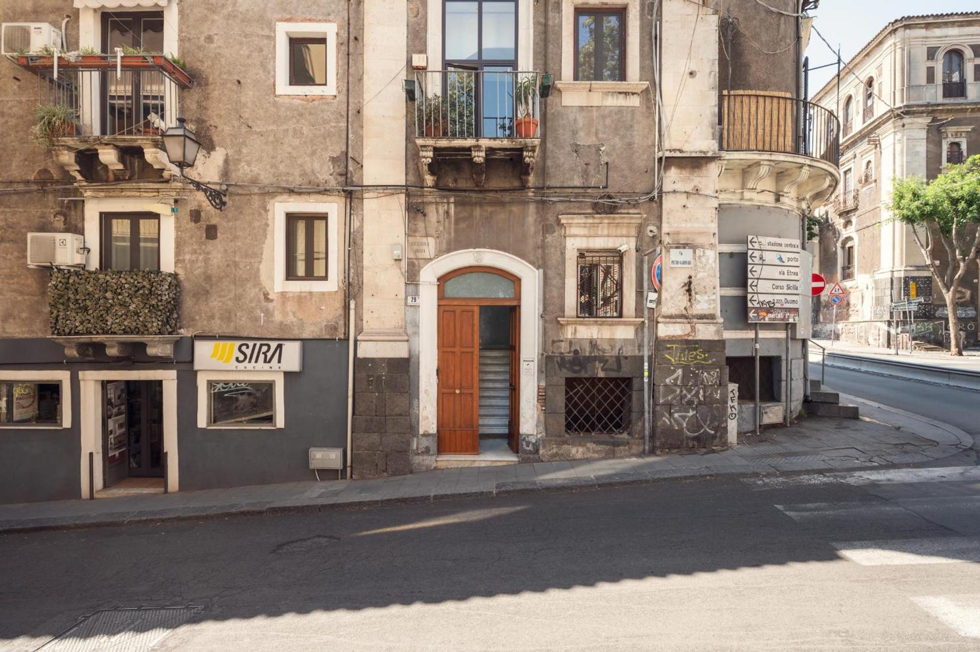 Terra Dell'Etna Apartment CTA Exterior foto
